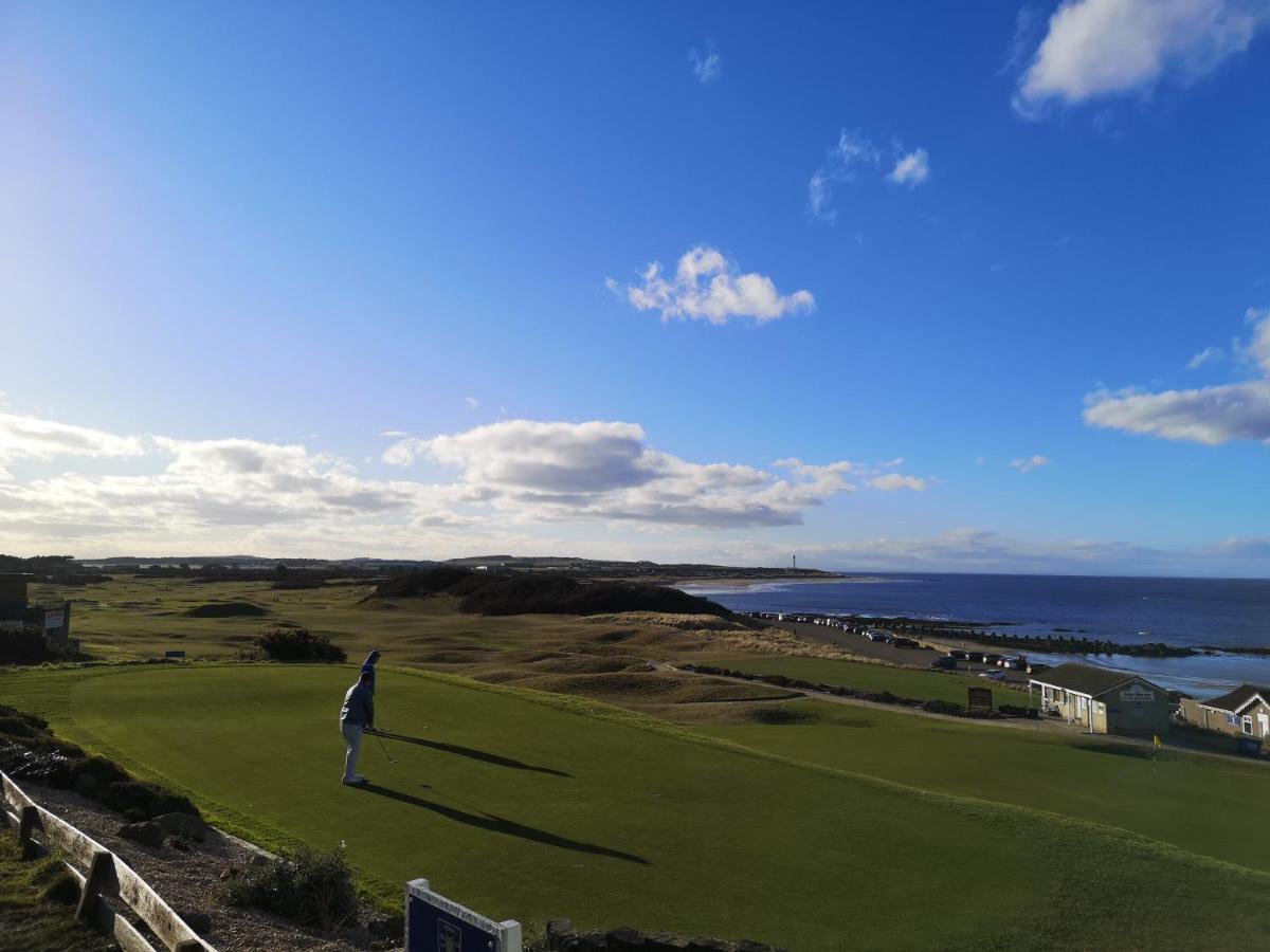 1 Fulmar Road**Next To West Beach And Golf Course Lossiemouth Kültér fotó