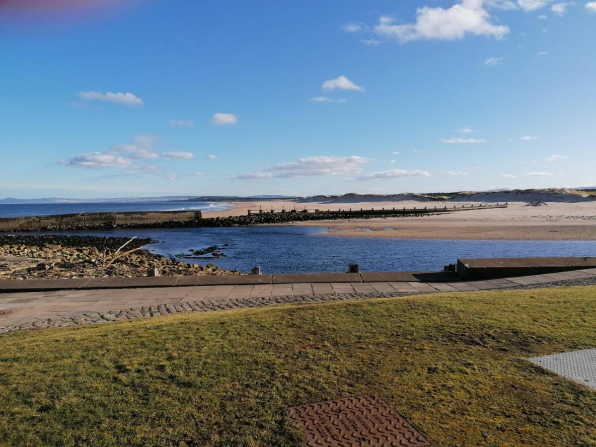 1 Fulmar Road**Next To West Beach And Golf Course Lossiemouth Kültér fotó